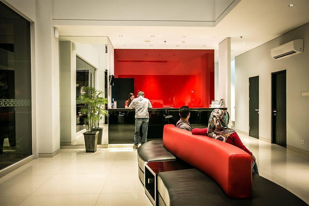 G Suites Hotel By Amithya 수라바야 외부 사진